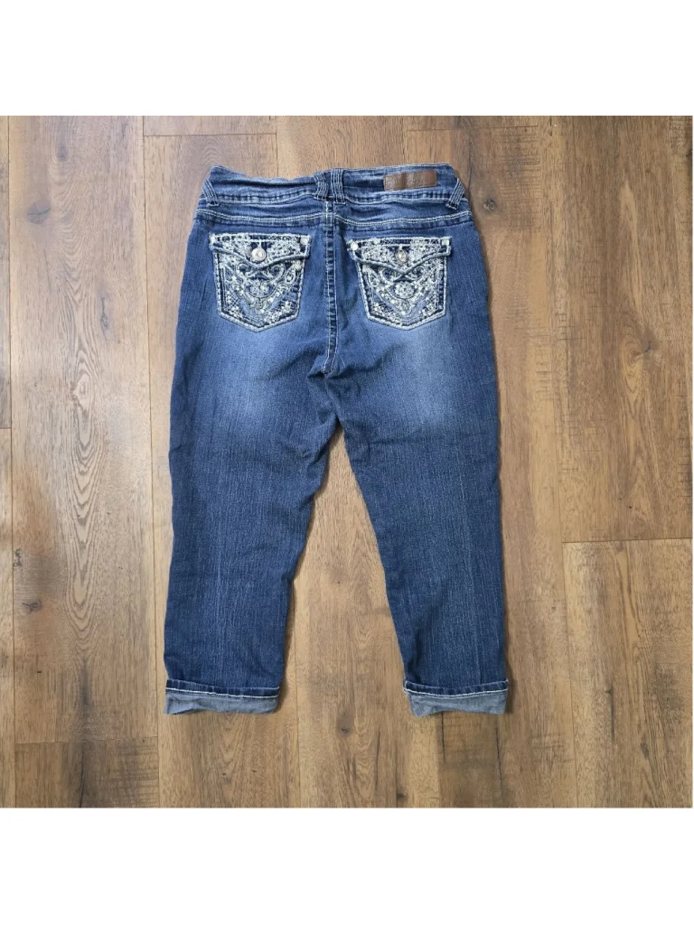Women's WallFlower Blue Cropped Jeans with White Stitching, Size 7